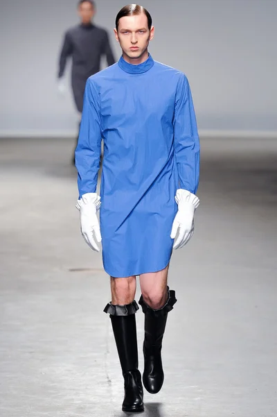 Look 13
